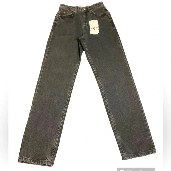ZARA The 90’s Mom Fit High-Rise Slim Leg Jeans - Picture 5 of 10